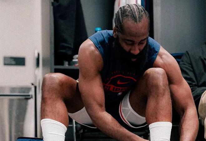 NG28-哈登回归赛场，赛事规则更新首场状态亮眼，拜仁观众沸腾！的简单介绍