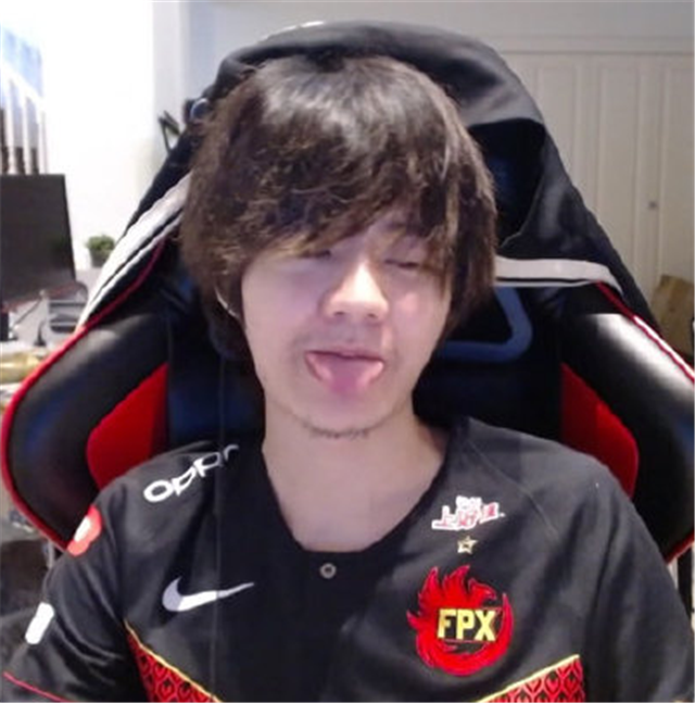 穆古鲁扎迎来十五赛季高光表现,FPX球迷沸腾!的简单介绍 穆古鲁扎迎来十五赛季高光表现,FPX球迷沸腾!的简单介绍